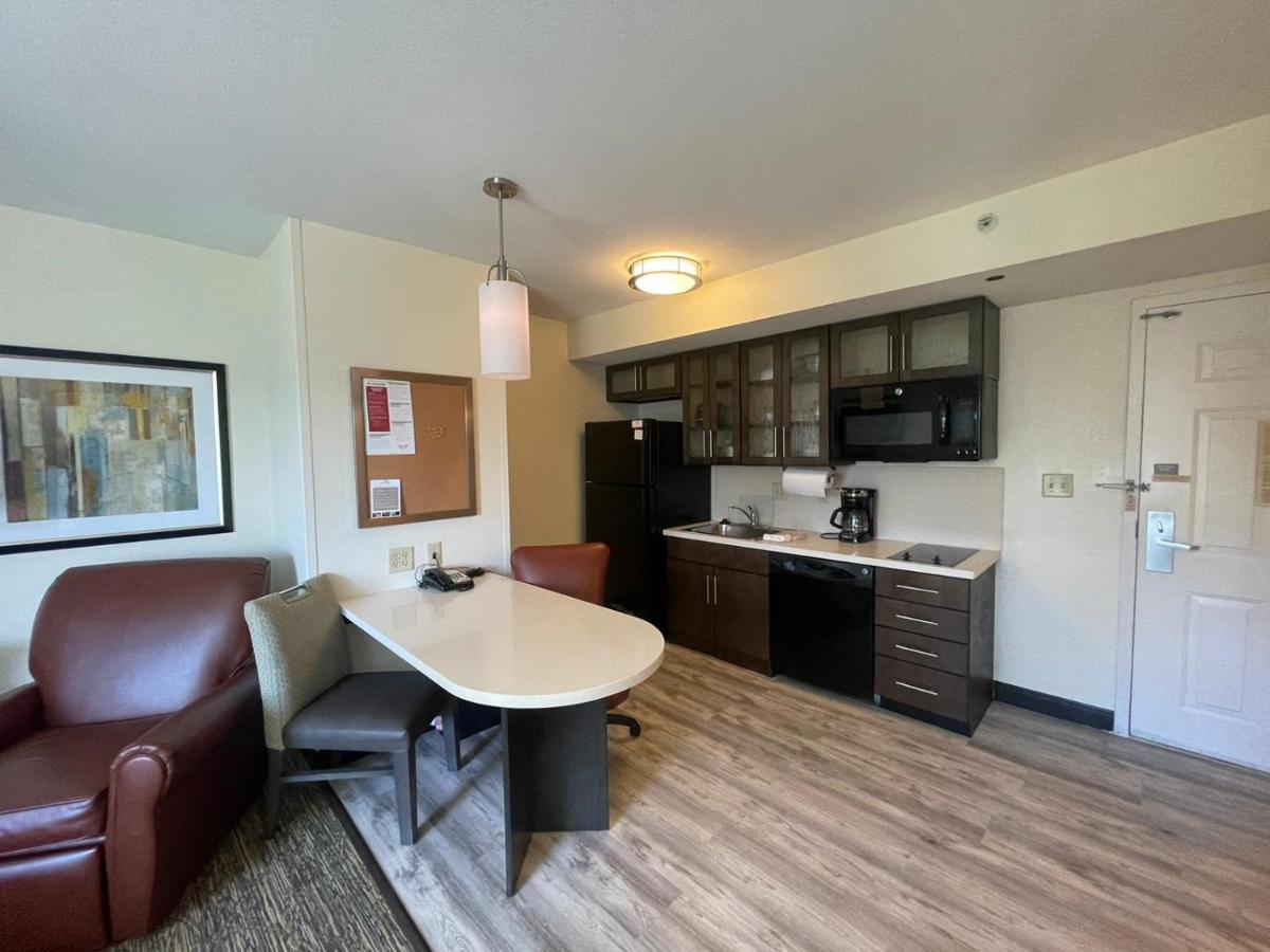 Hotel Candlewood By Ihg Secaucus