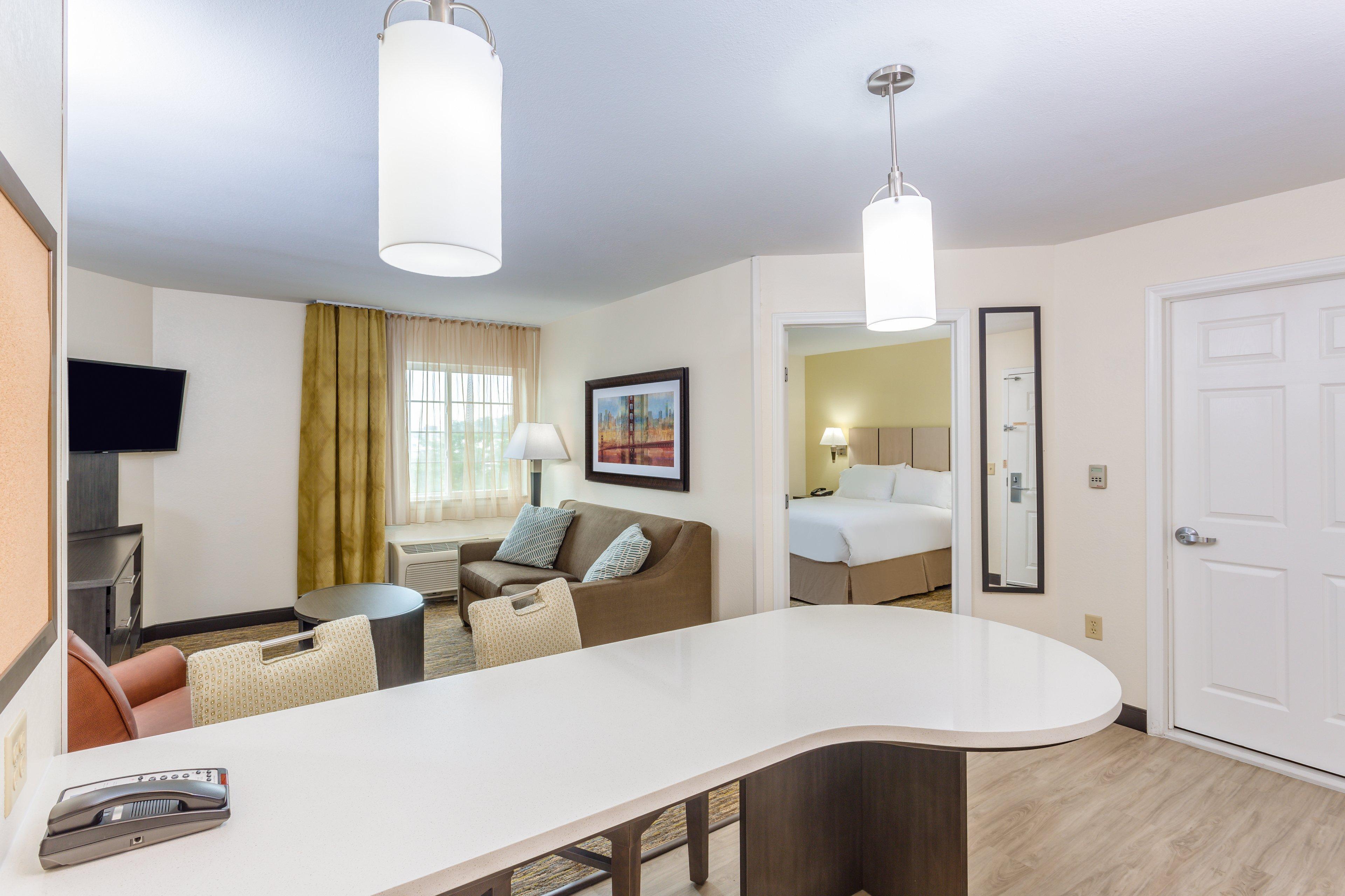 Candlewood By Ihg Hotel